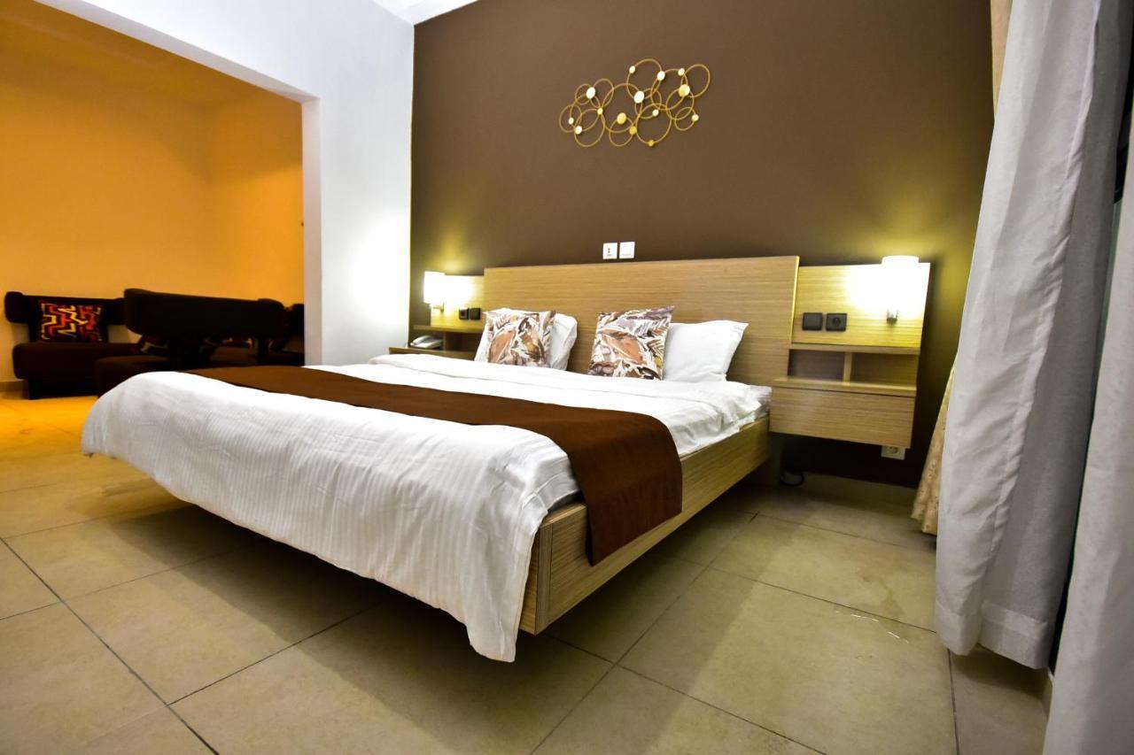 Robert'S Hotel Abidżan Zewnętrze zdjęcie