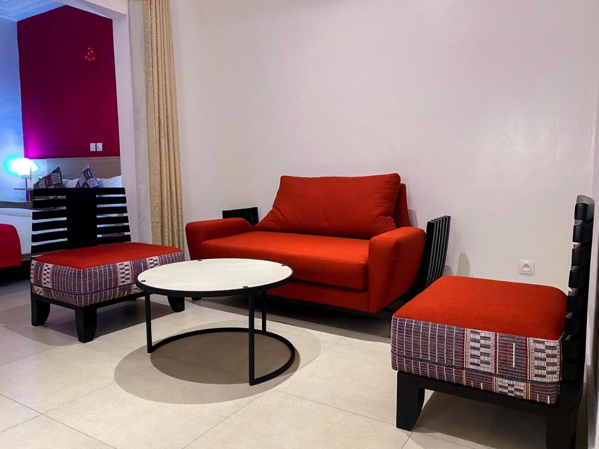 Robert'S Hotel Abidżan Zewnętrze zdjęcie