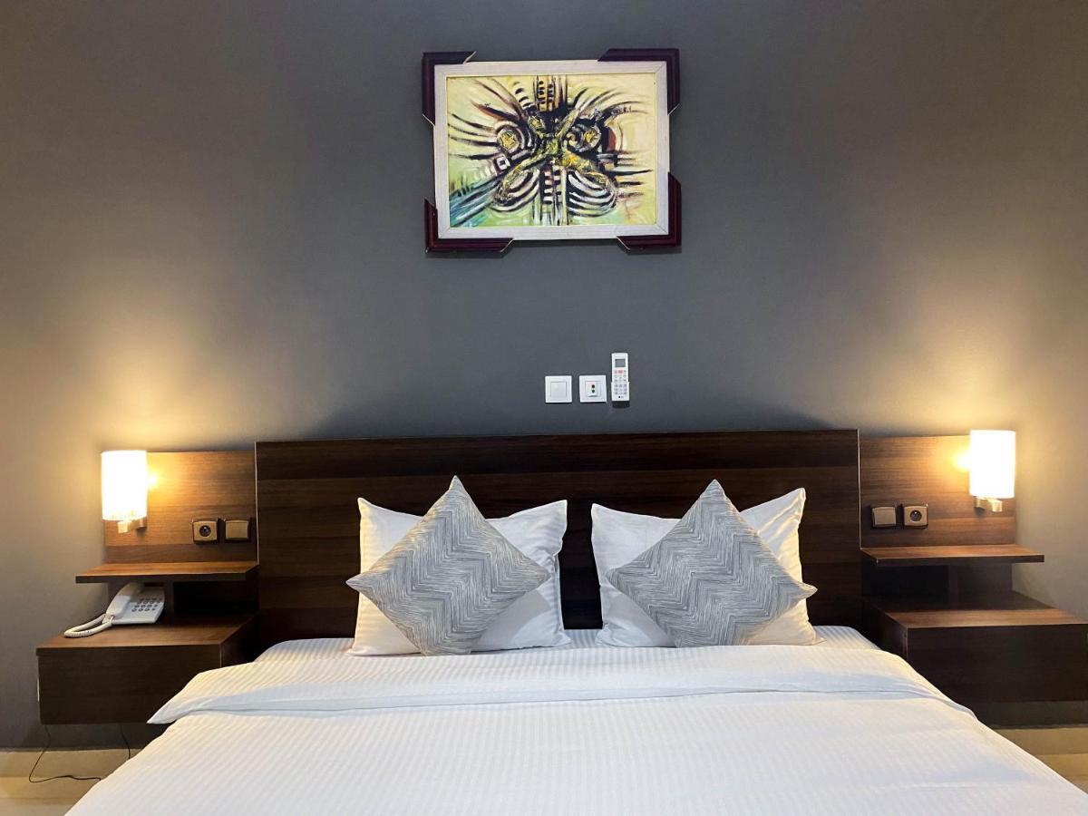 Robert'S Hotel Abidżan Zewnętrze zdjęcie
