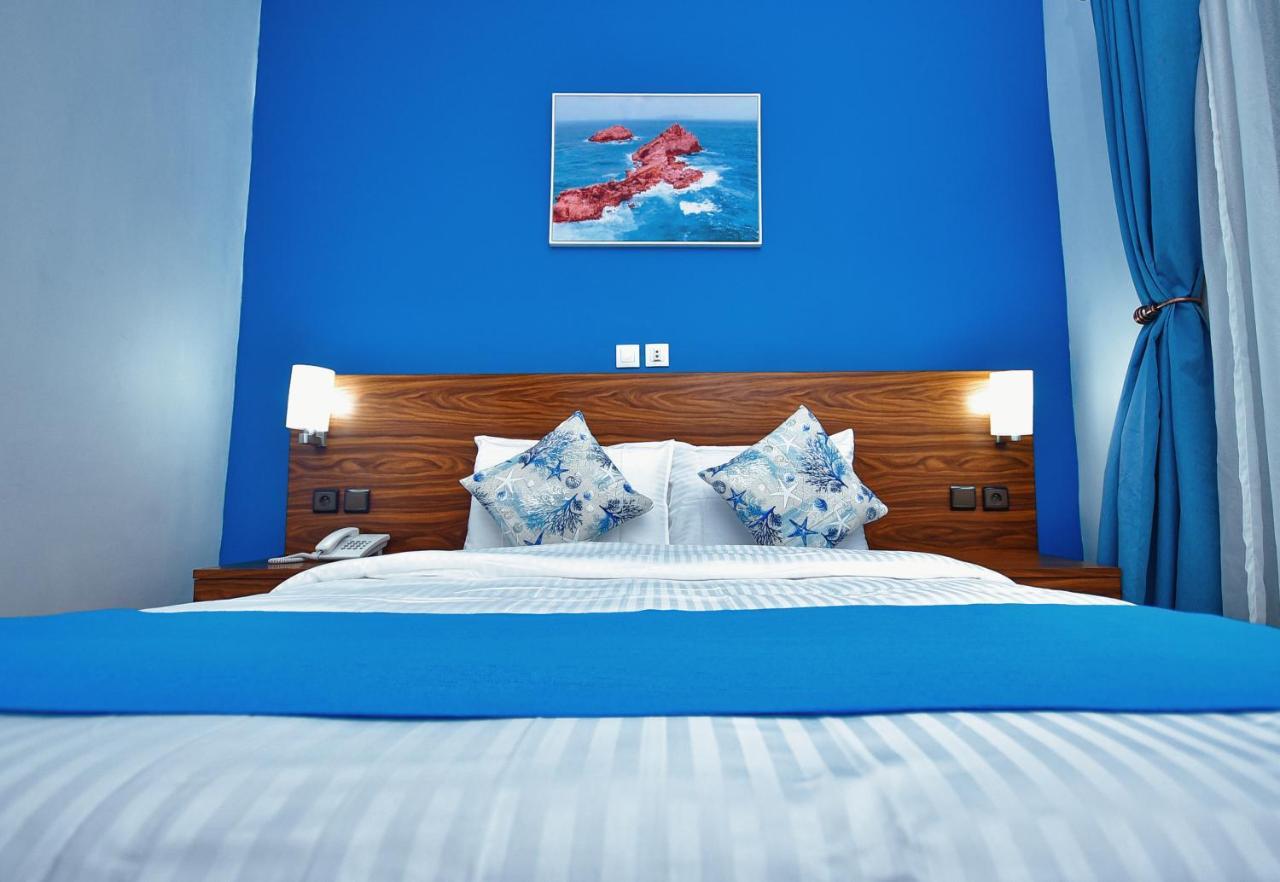 Robert'S Hotel Abidżan Zewnętrze zdjęcie