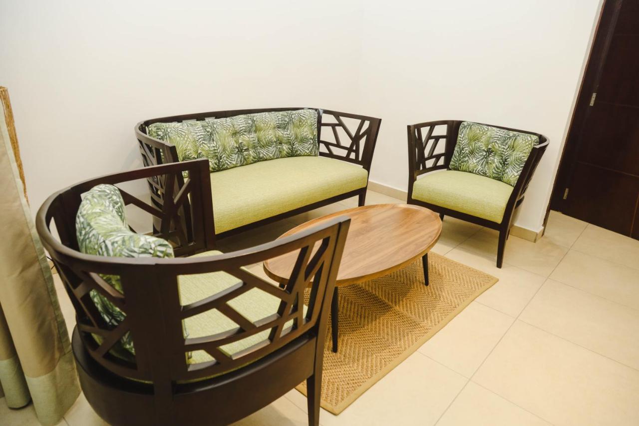 Robert'S Hotel Abidżan Zewnętrze zdjęcie