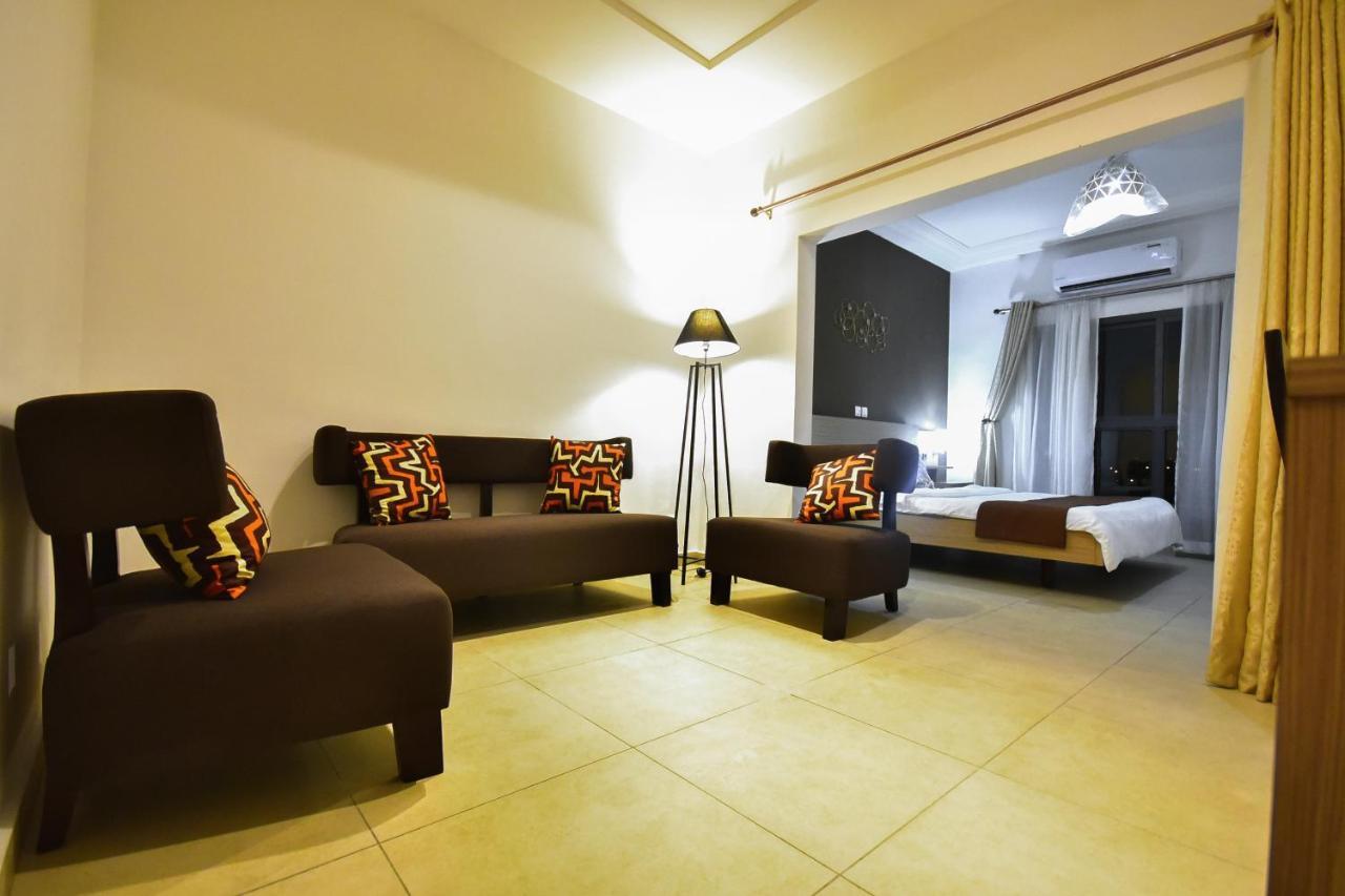 Robert'S Hotel Abidżan Zewnętrze zdjęcie