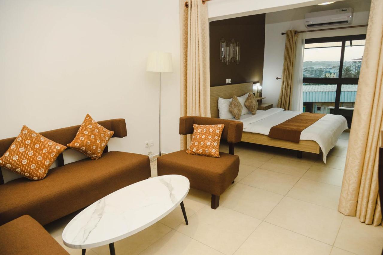 Robert'S Hotel Abidżan Zewnętrze zdjęcie