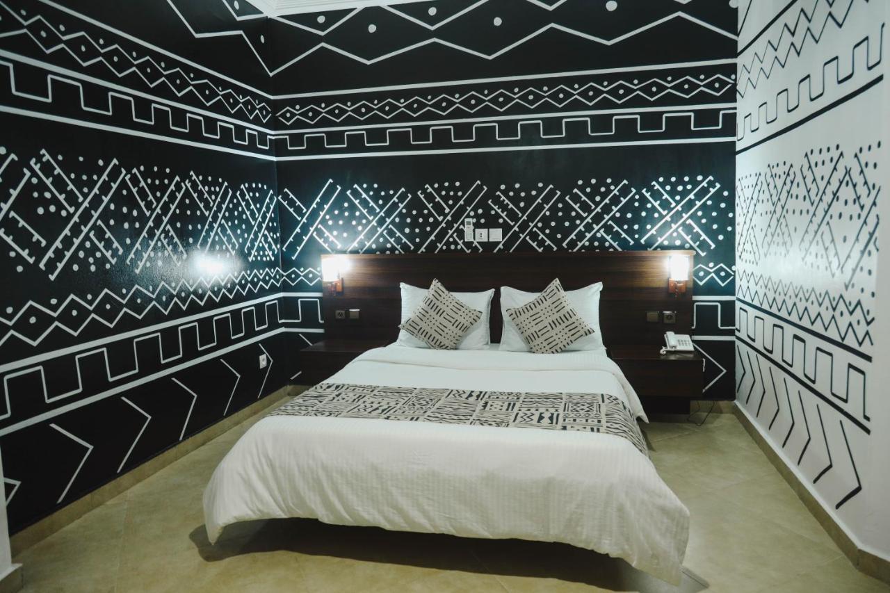 Robert'S Hotel Abidżan Zewnętrze zdjęcie